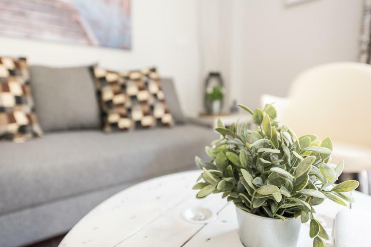 2 Habitaciones Apartamento Temporada En Lucero Madrid Kültér fotó